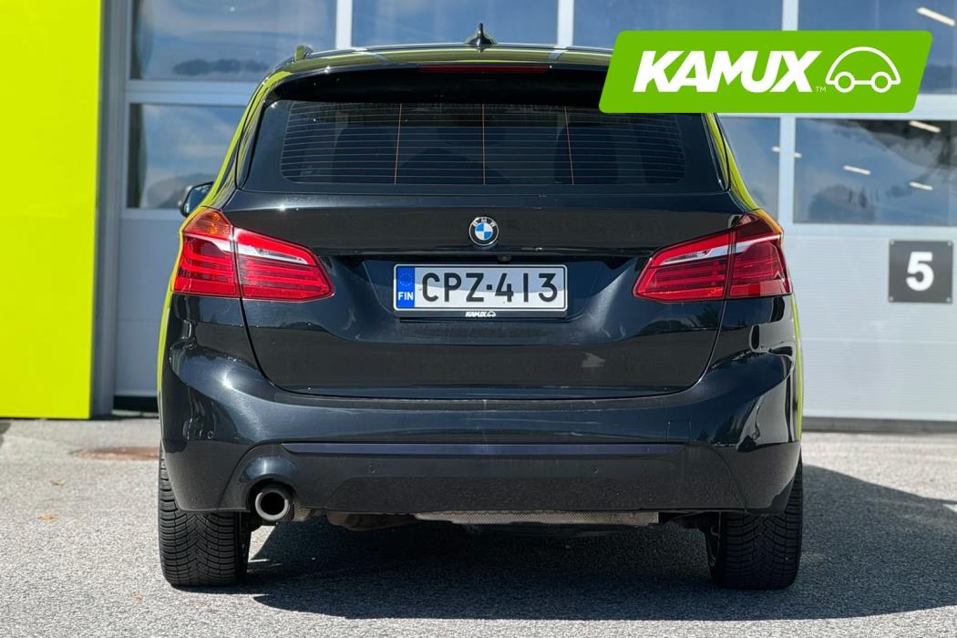 BMW 225 2019