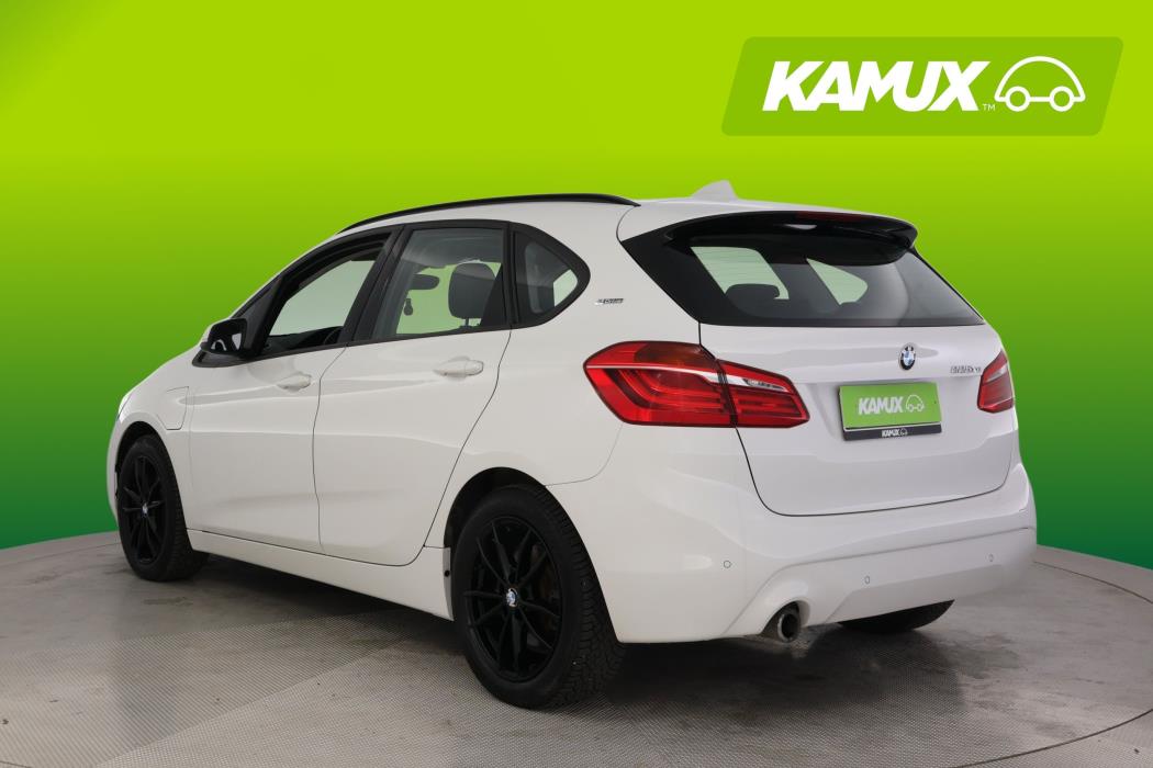 BMW 225 2019