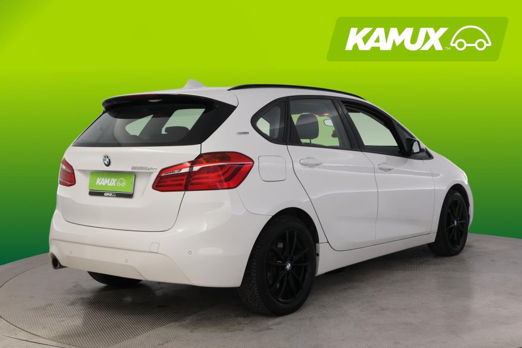 BMW 225 2019