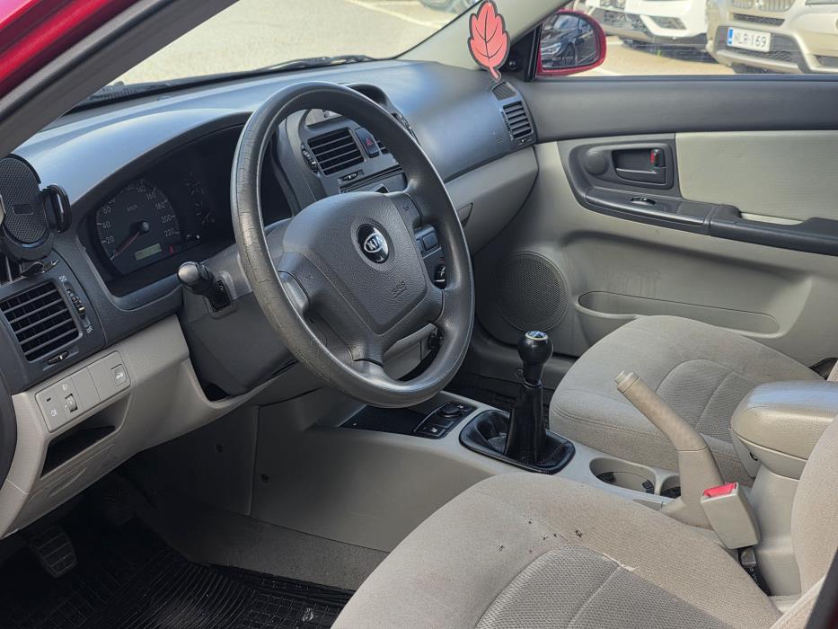 Kia Cerato 2006