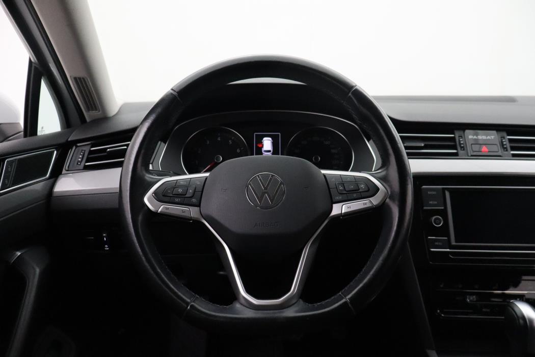 Volkswagen Passat 2021