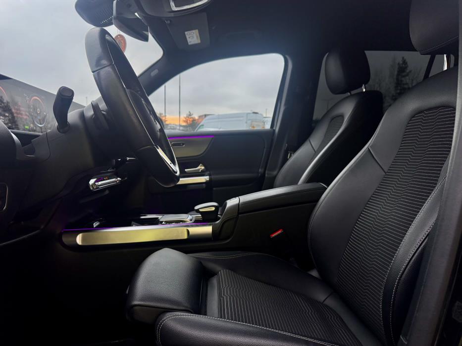 Mercedes-Benz EQB 2023