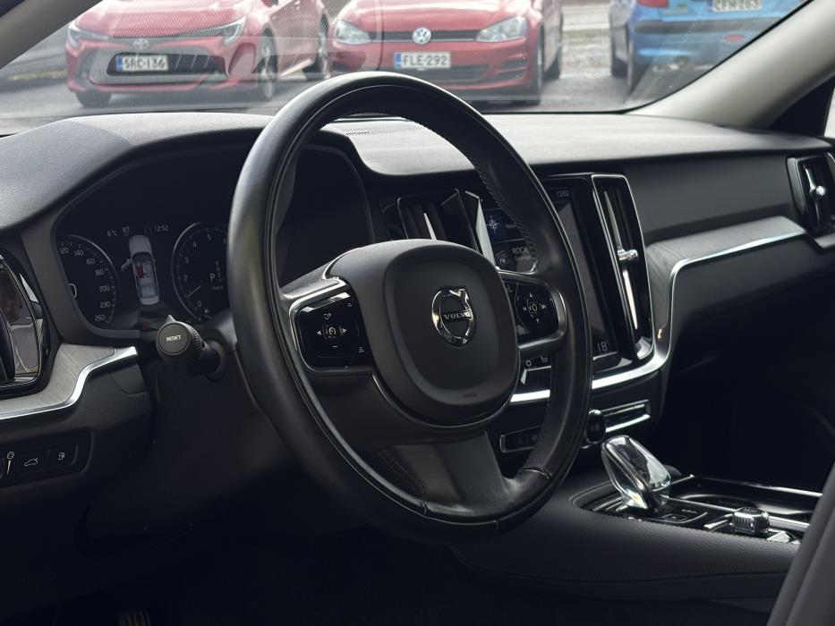 Volvo S60 2021