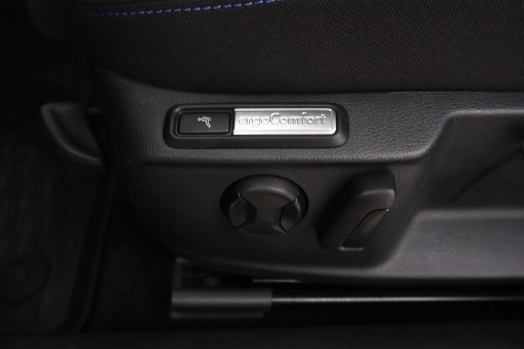 Volkswagen Passat 2021