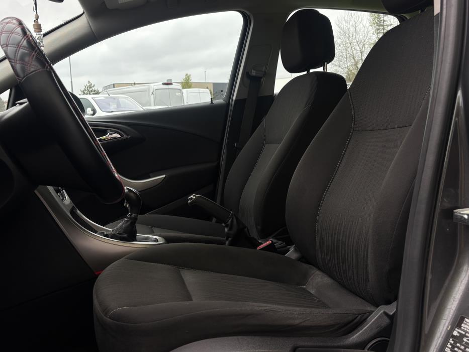 Opel Astra 2010