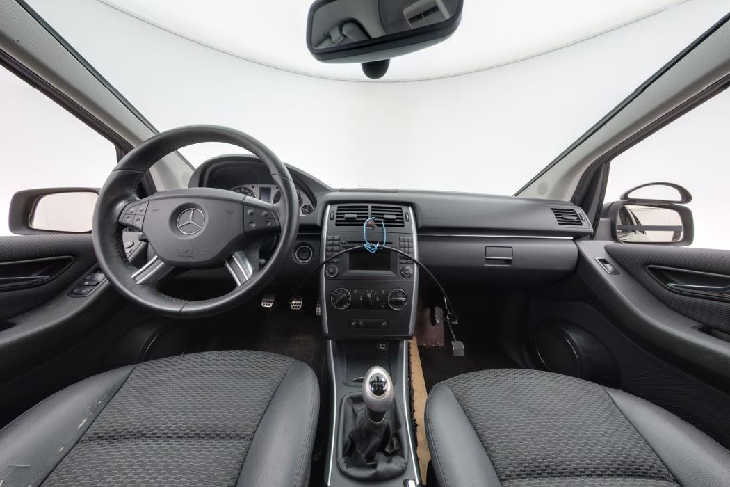 Mercedes-Benz B 2011