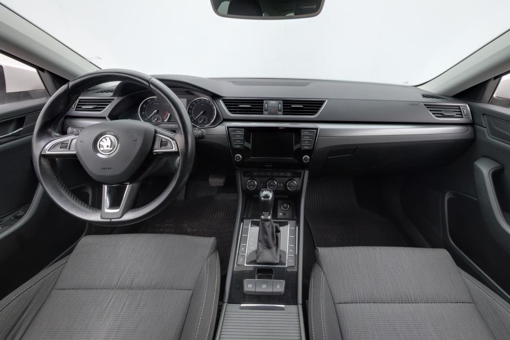 Skoda Superb 2016