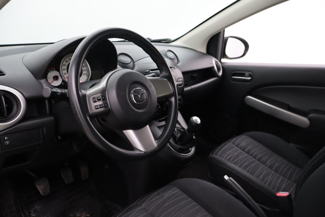 Mazda 2 2009