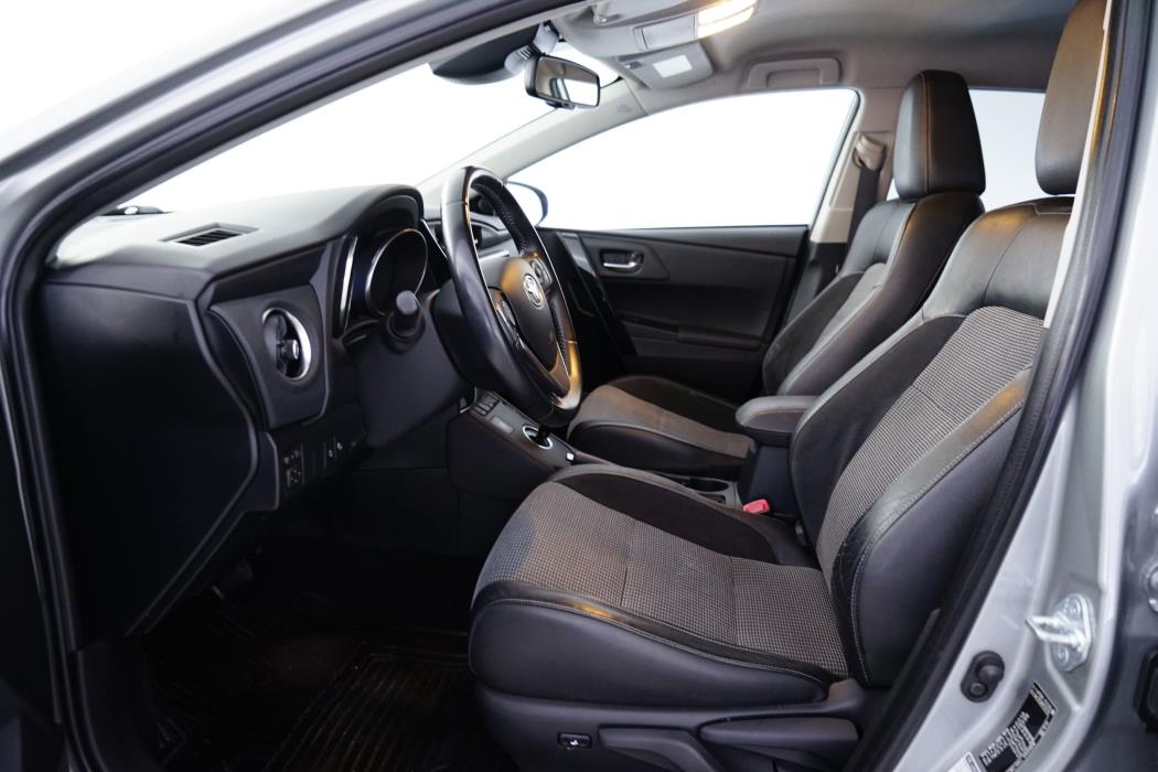 Toyota Auris 2016