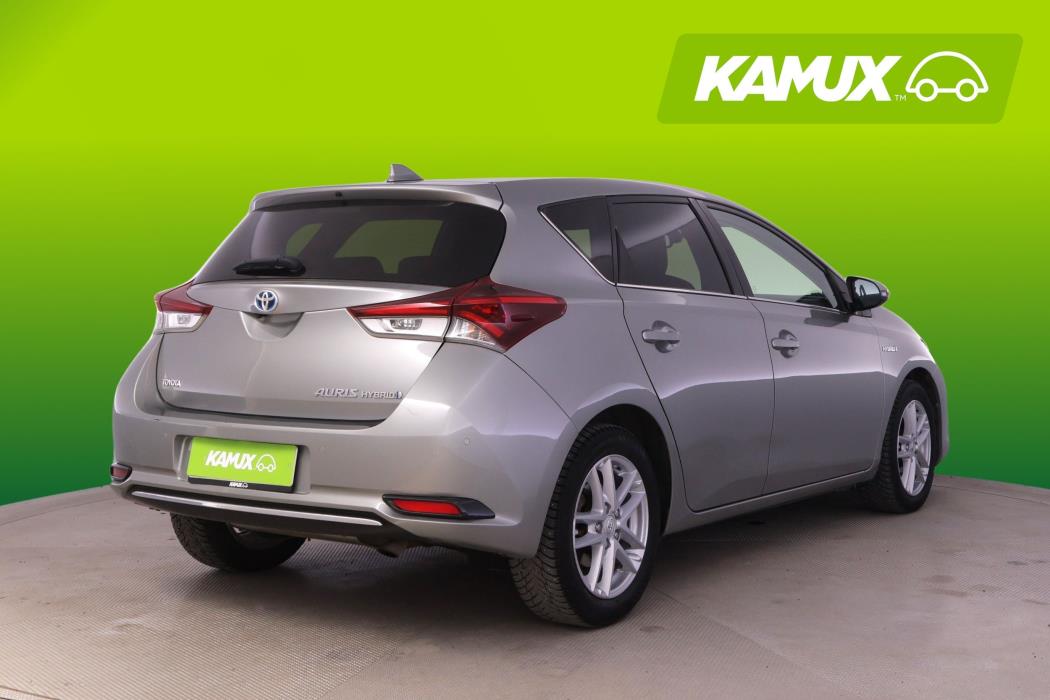 Toyota Auris 2016