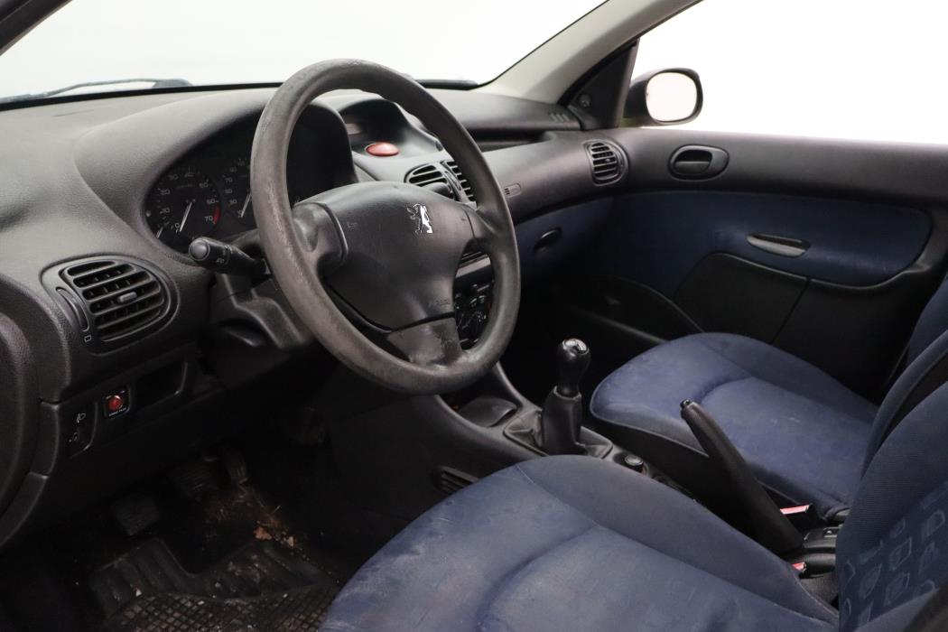 Peugeot 206 2003