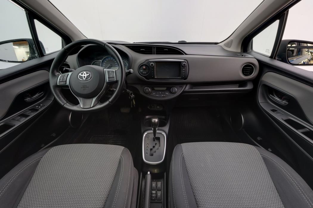 Toyota Yaris 2016