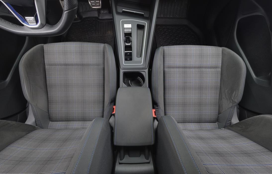 Volkswagen Golf 2021