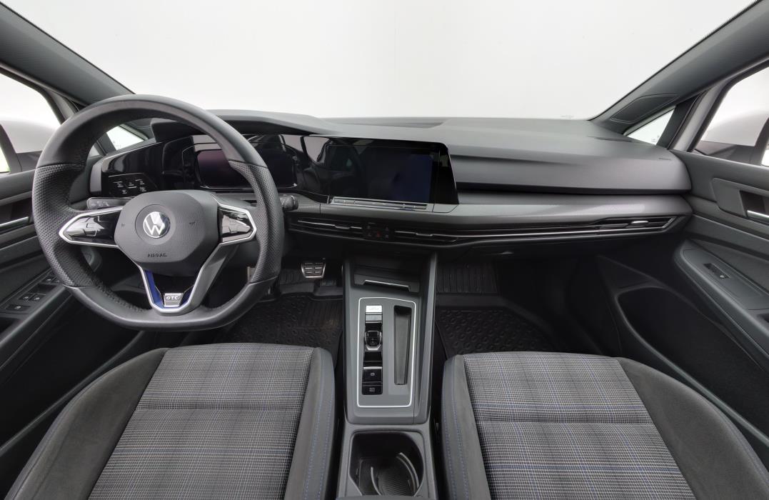 Volkswagen Golf 2021