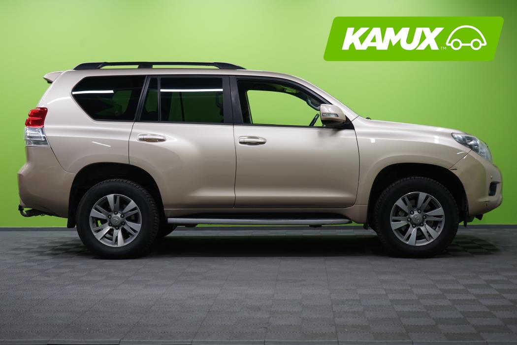 Toyota Land Cruiser 2010