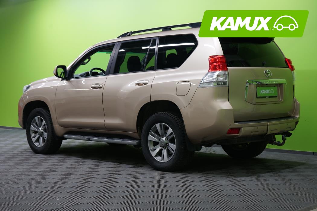 Toyota Land Cruiser 2010