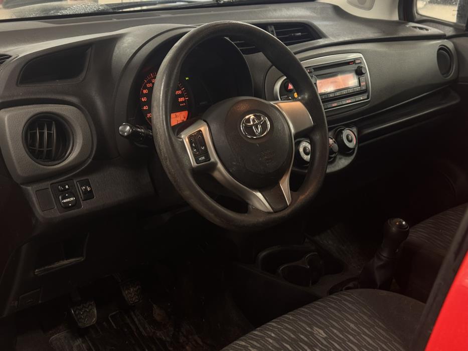 Toyota Yaris 2012