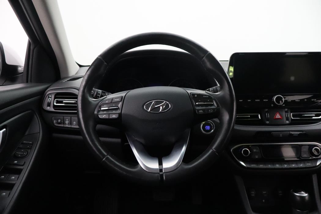 Hyundai i30 2021