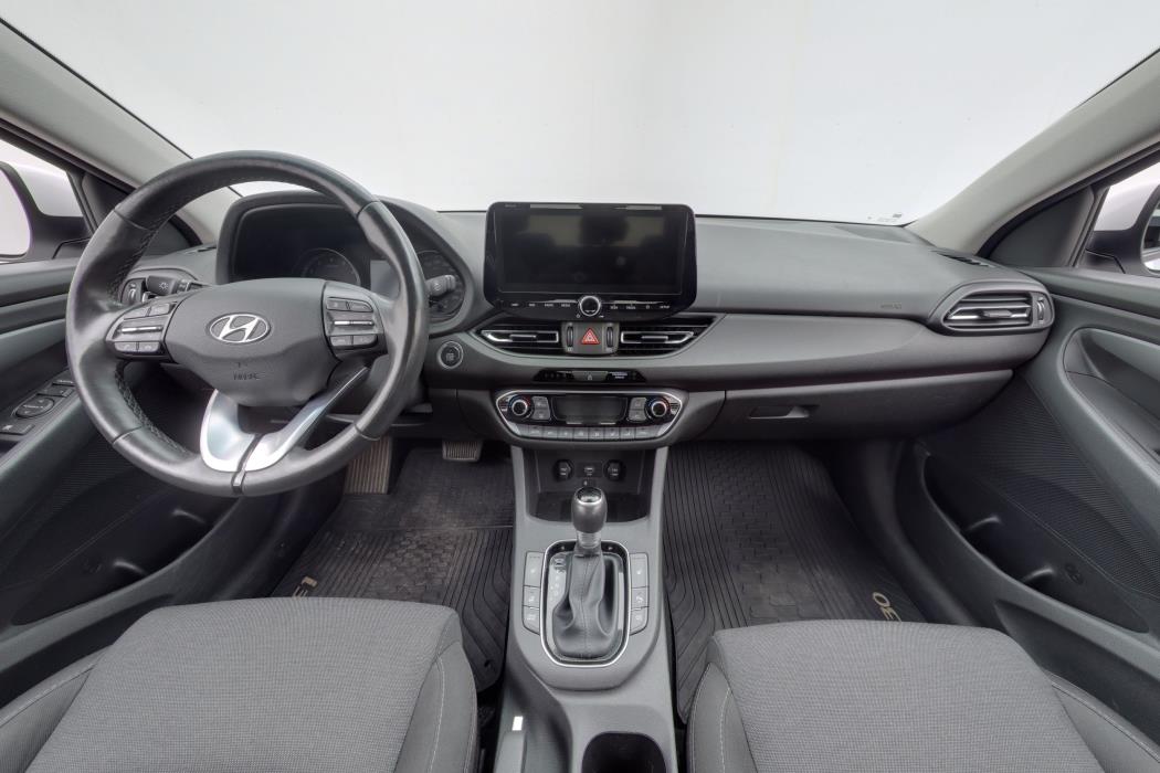 Hyundai i30 2021