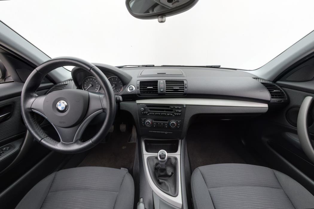 BMW 116 2011