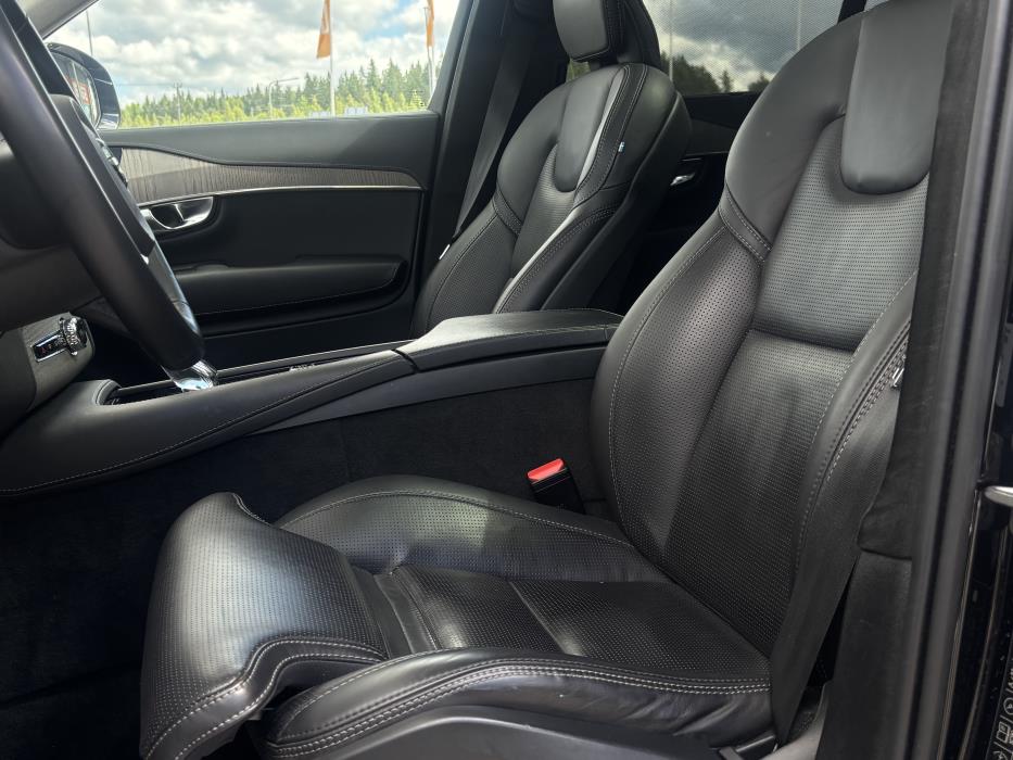Volvo XC90 2023