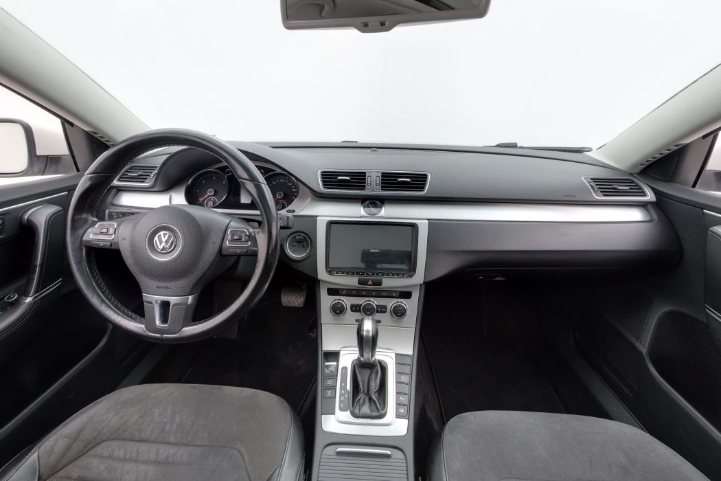 Volkswagen Passat 2013