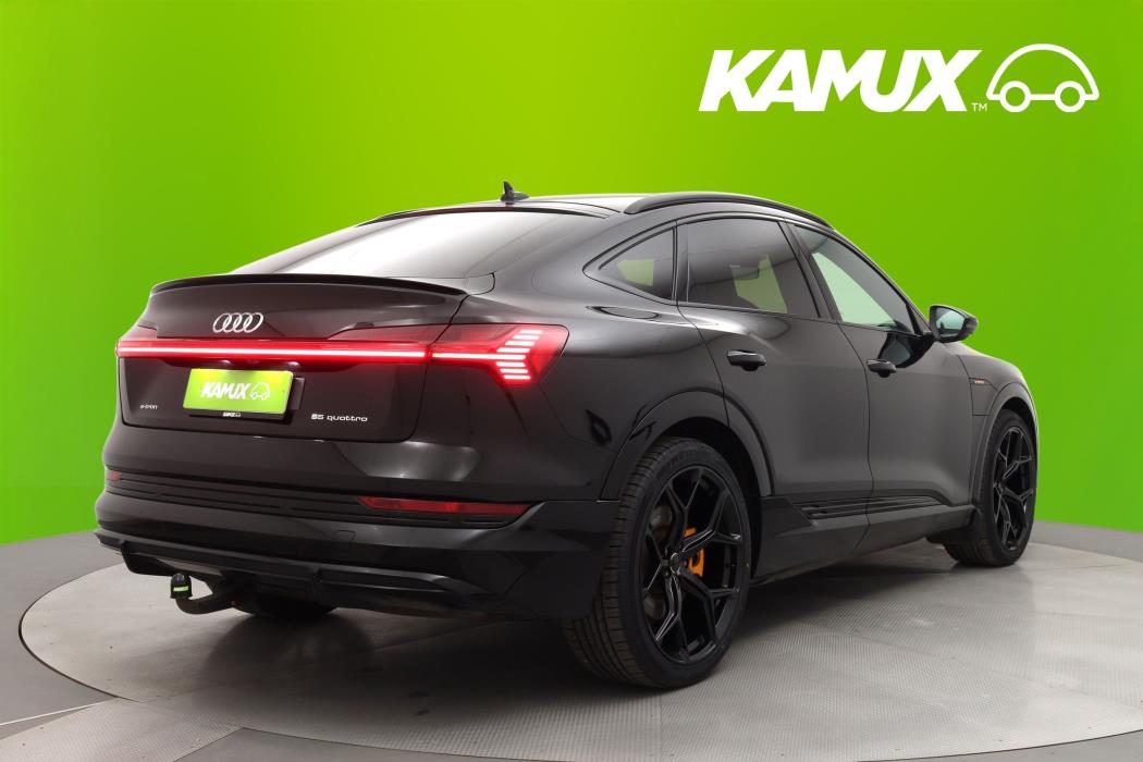 Audi e-tron 2022
