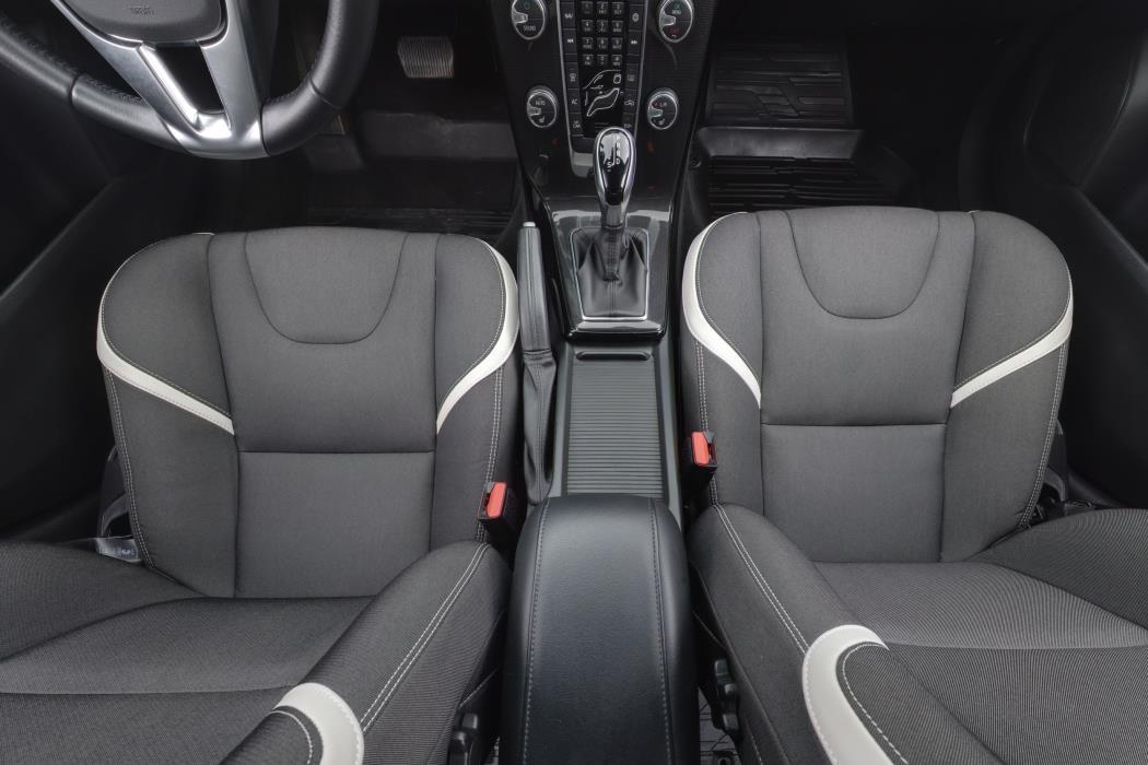 Volvo V40 2019
