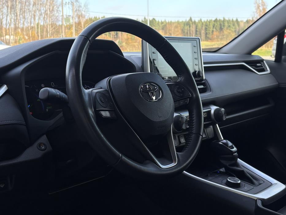 Toyota RAV4 2021