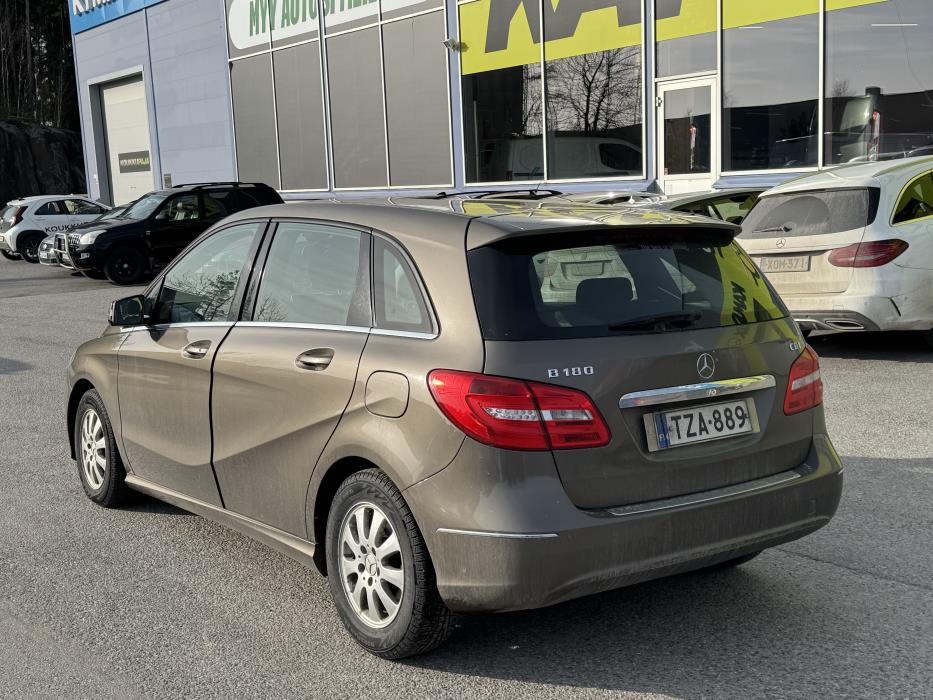 Mercedes-Benz B 2014