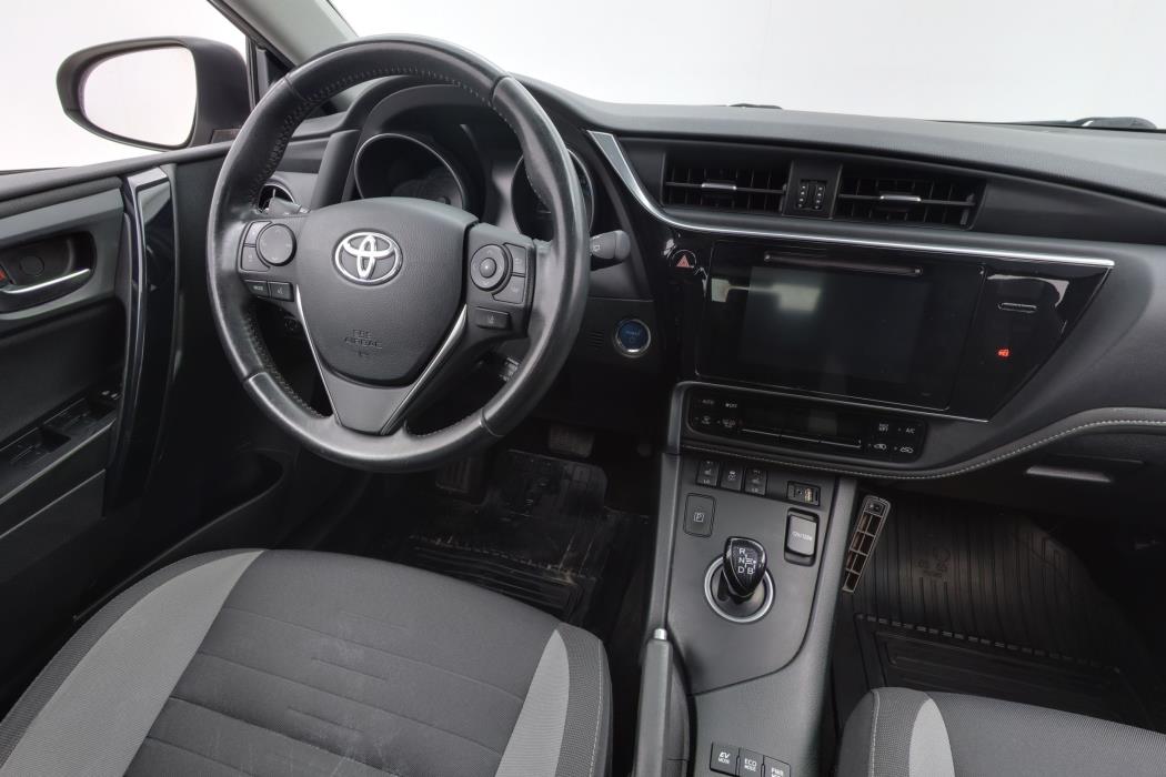 Toyota Auris 2017