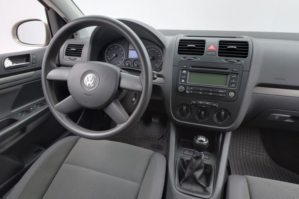 Volkswagen Golf 2005