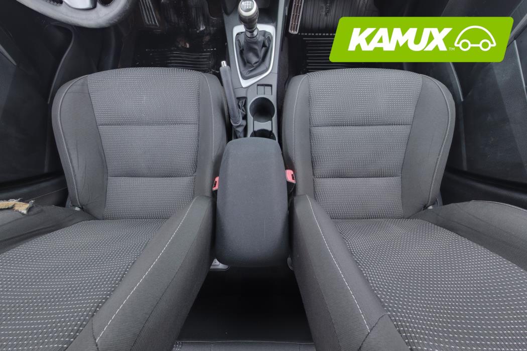Toyota Auris 2013