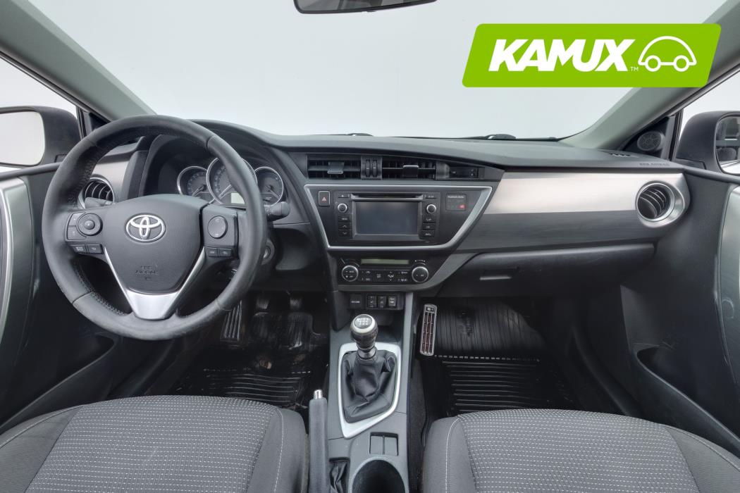 Toyota Auris 2013