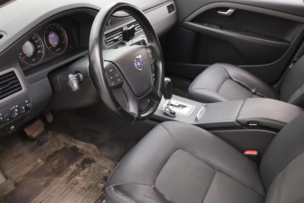 Volvo V70 2010