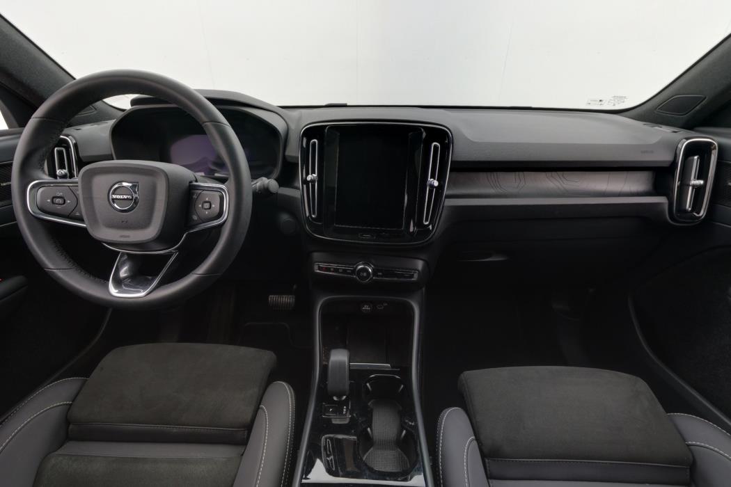 Volvo C40 2023