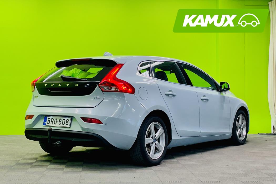 Volvo V40 2014