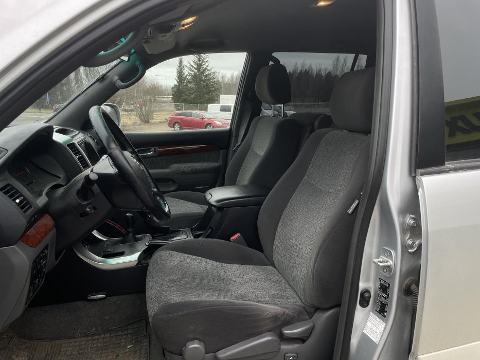 Toyota Land Cruiser 2007