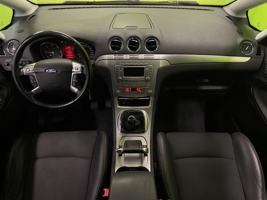 Ford S-MAX 2010