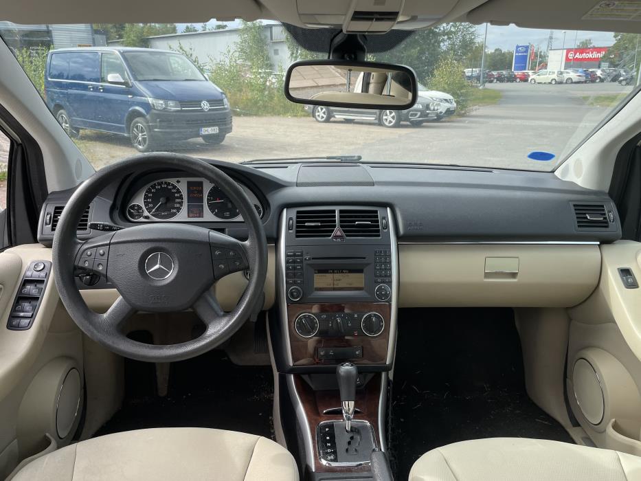 Mercedes-Benz B 2010