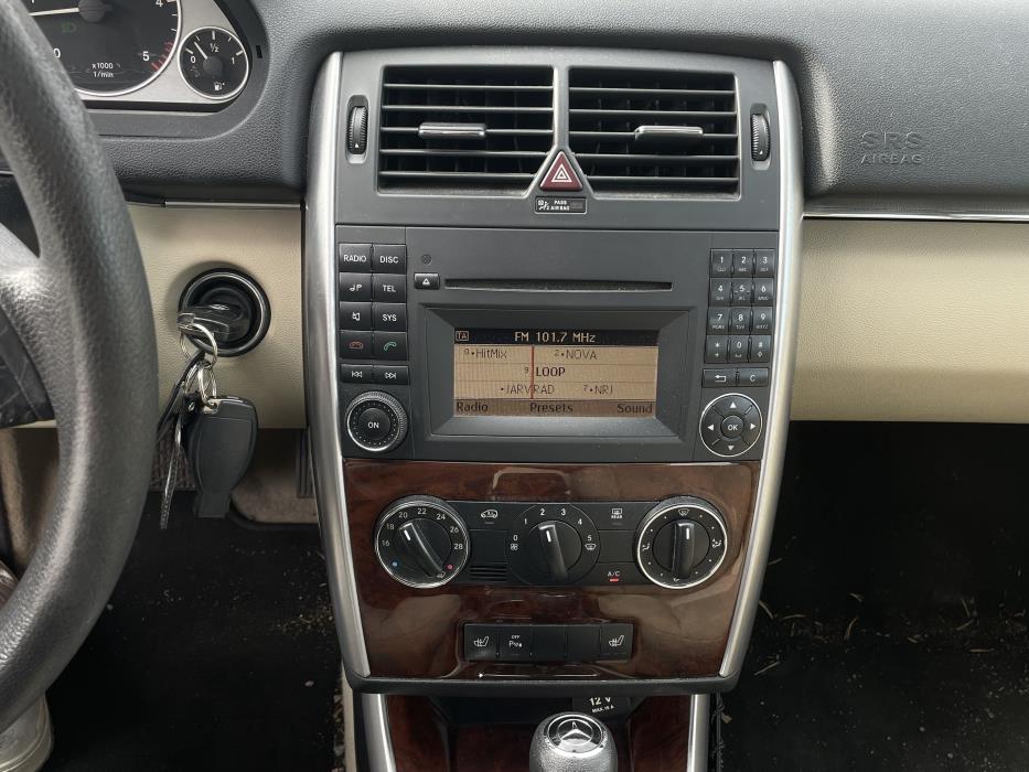 Mercedes-Benz B 2010