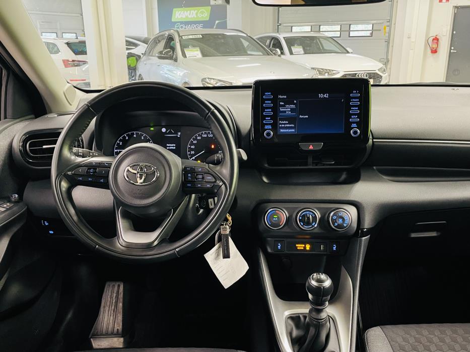 Toyota Yaris 2021