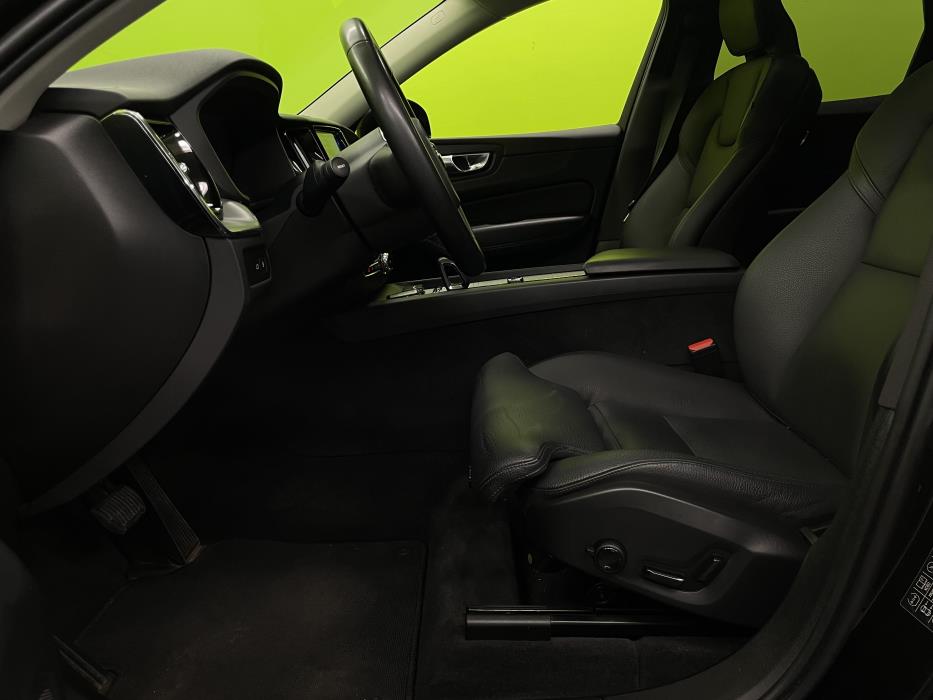 Volvo XC60 2023