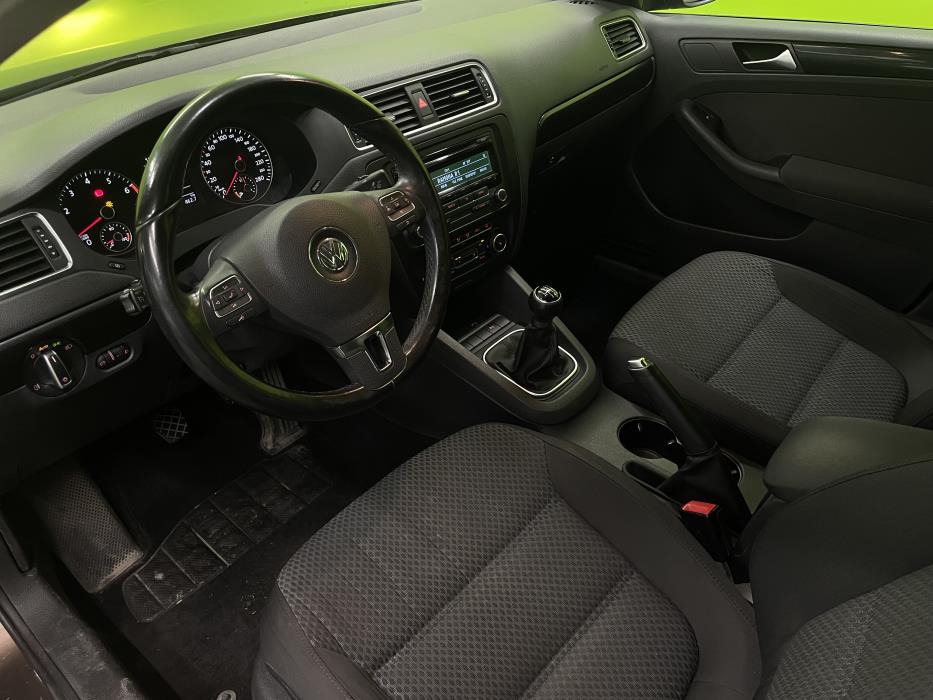 Volkswagen Jetta 2012