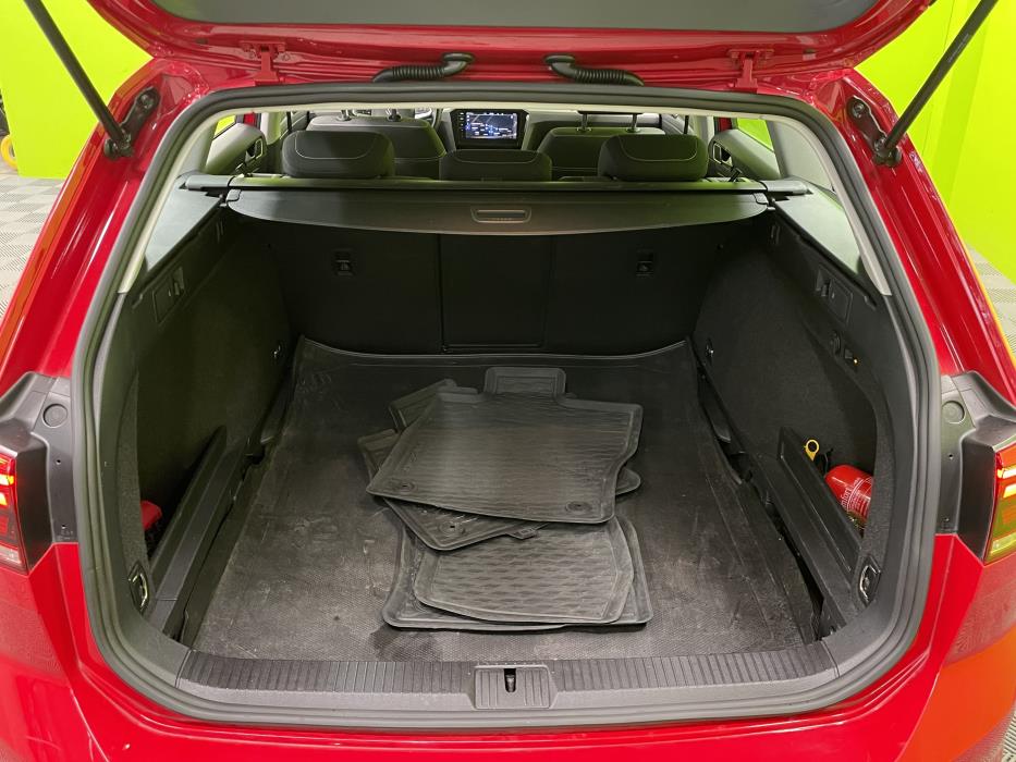 Volkswagen Passat 2023