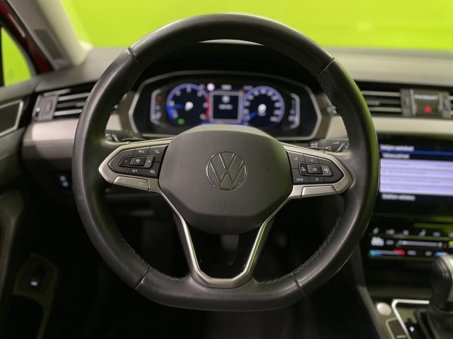 Volkswagen Passat 2023