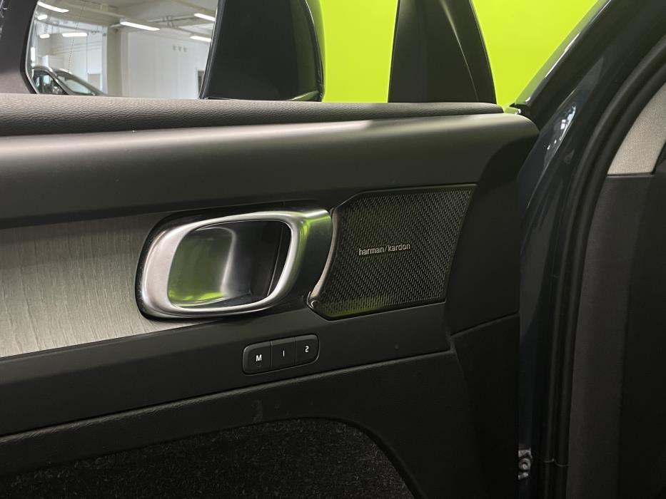 Volvo XC40 2021