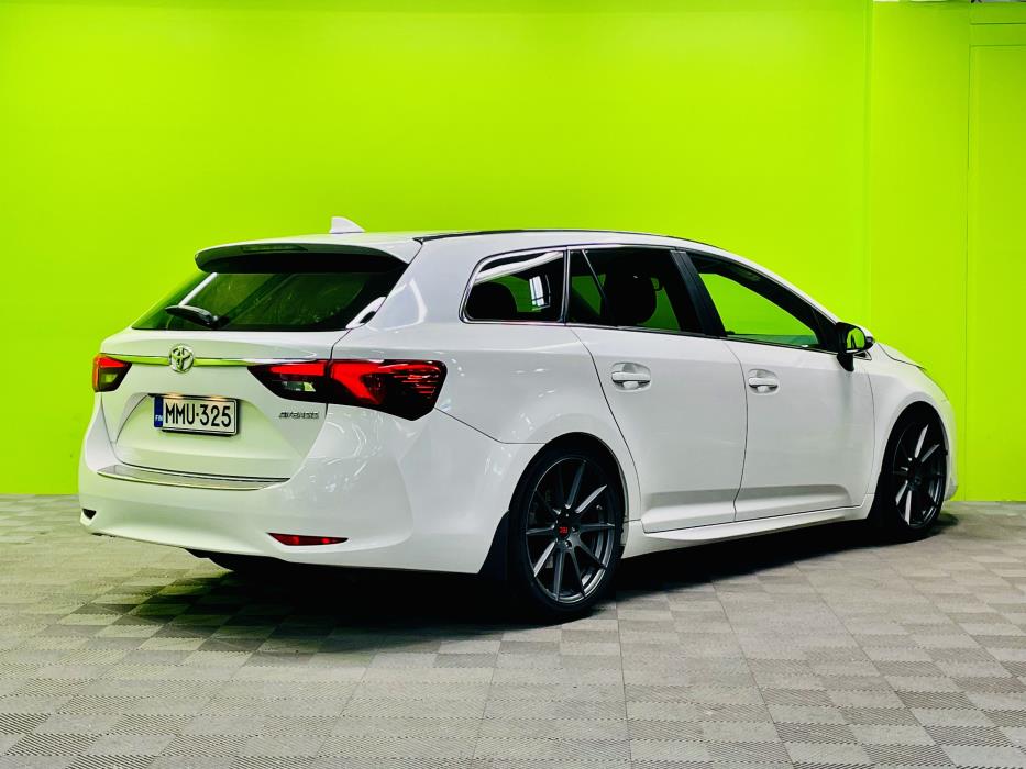 Toyota Avensis 2017