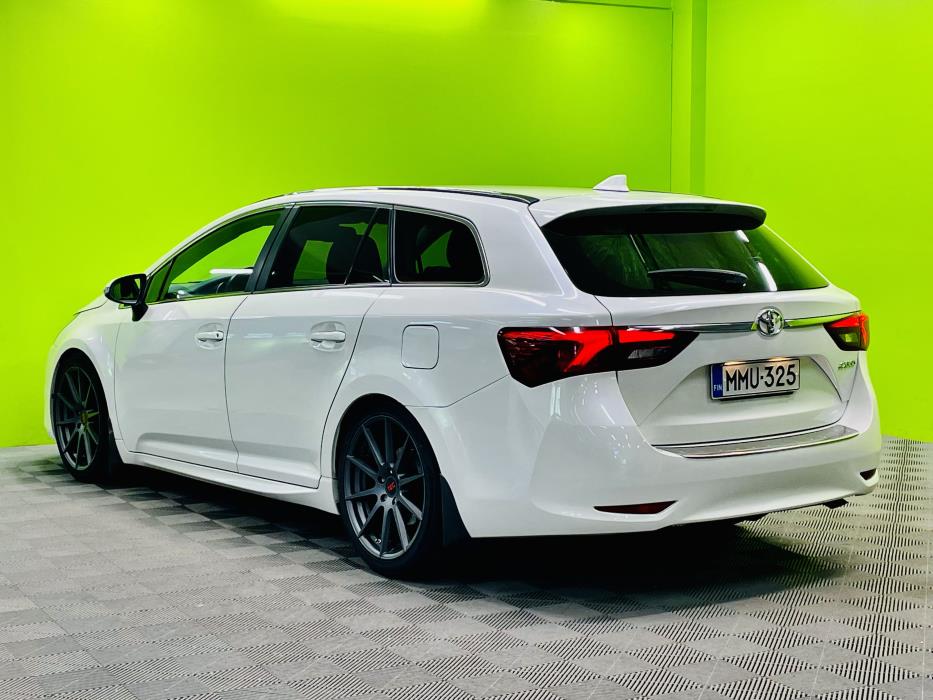 Toyota Avensis 2017