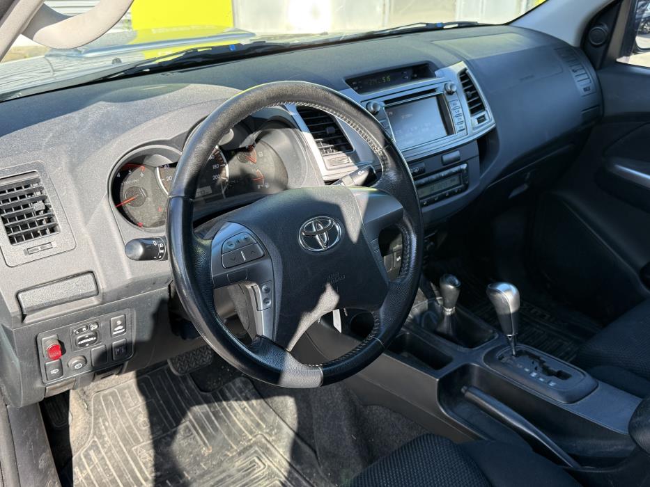 Toyota Hilux 2016